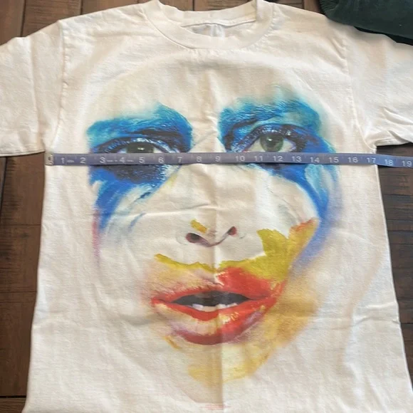Lady Gaga vintage tshirt. - Picture 3 of 4